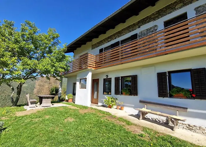 Apartment Vrhouc